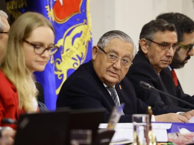 Representantes de la Corte Suprema ante el Pleno del Consejo Constitucional.